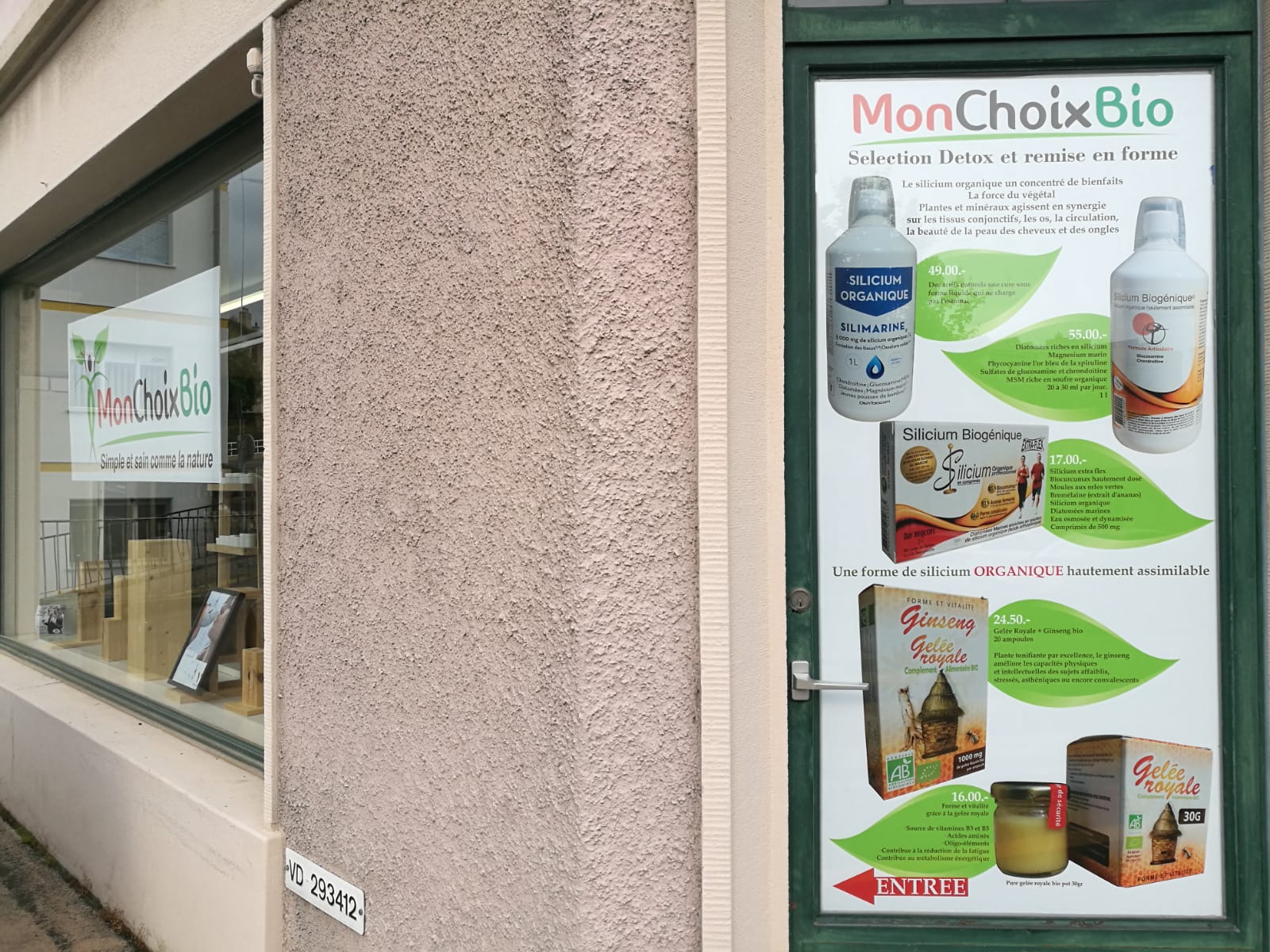 Décoration vitrine, affichage panneau publicitaire magasin Bio à Renens